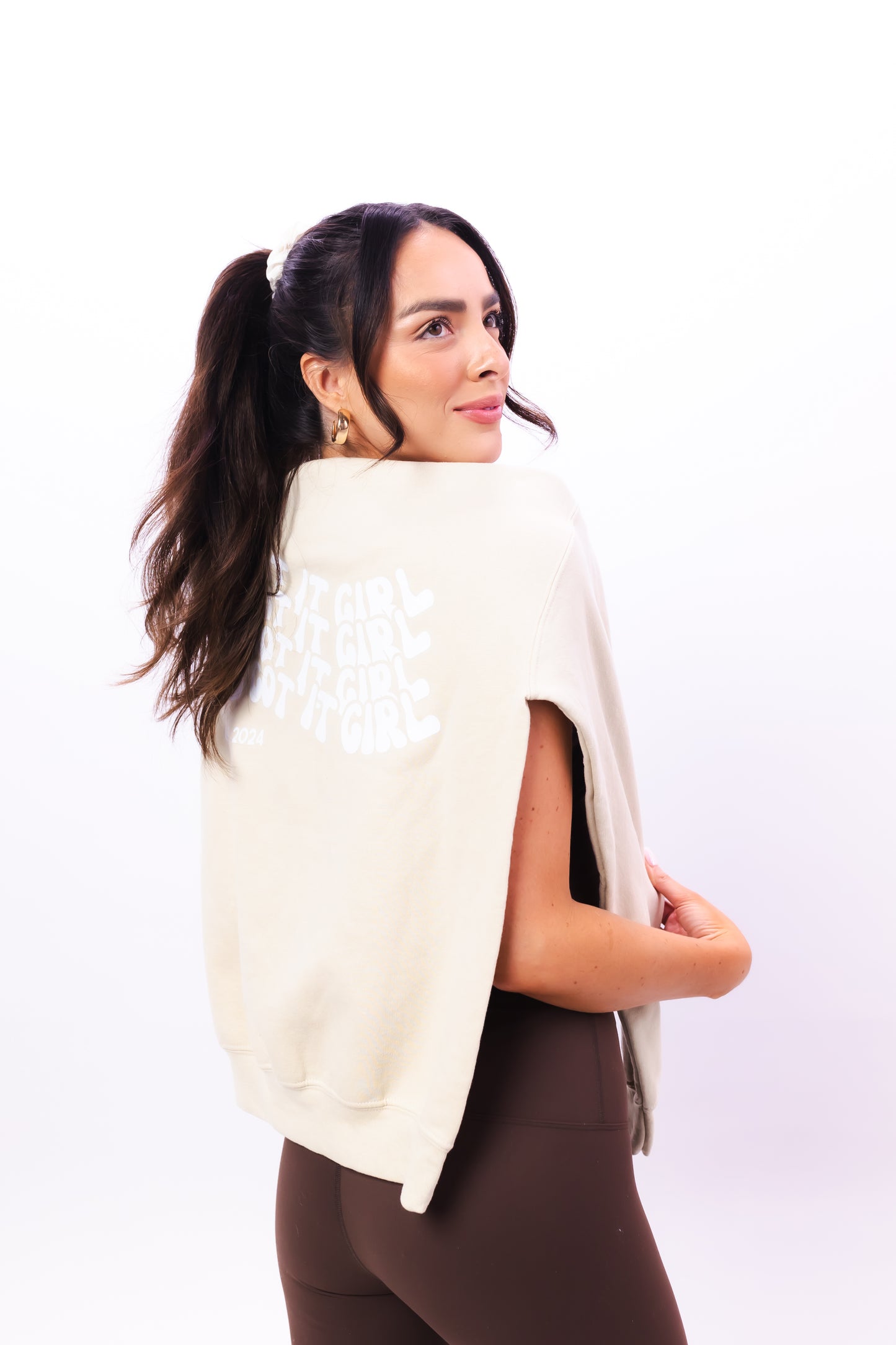 SAND - GROOVY SWEATSHIRT