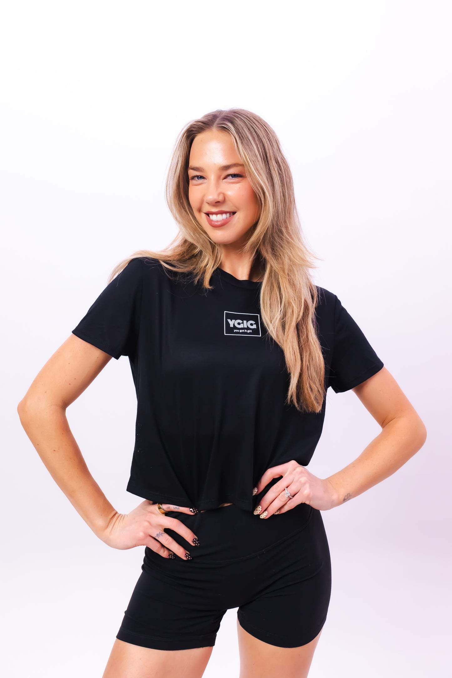 BLACK BOX LOGO YGIG FLOW TANK